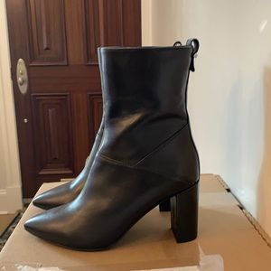 Aquatalia Stephanie boots.